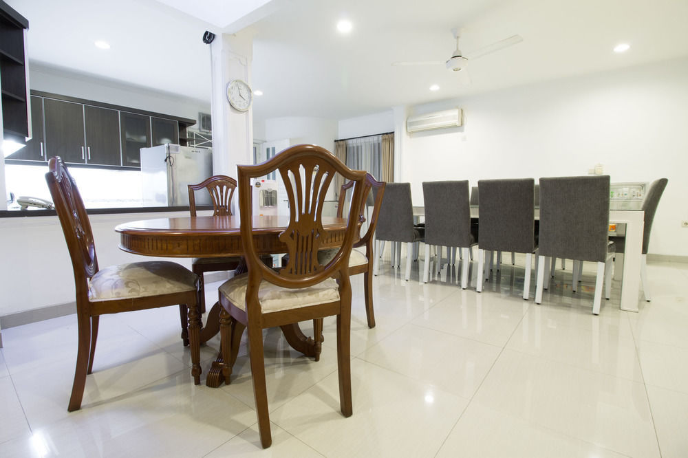 Reddoorz Plus @ Tendean จาการ์ตา ภายนอก รูปภาพ